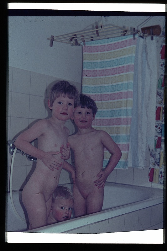 02.Delft mrt 1966 Brigitte,Marion,Peter.JPG